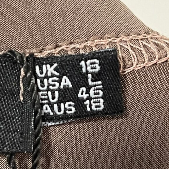 PrettyLittleThing Brown Ruched Bodycon Shorts - Size US Large - Picture 10 of 15